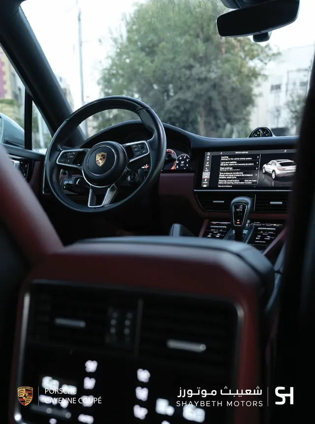 Shaybeth Motors — Porsche Cayenne Coupé interior